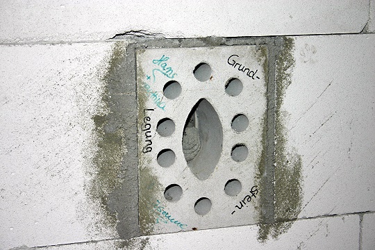 Grundstein Gro&szlig;aufnahme